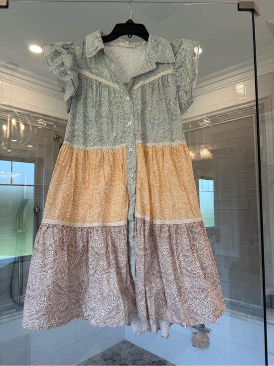 entro Dresses & Skirts - entro Tiered Button-Front Midi Dress in Sage, Mustard & Mauve